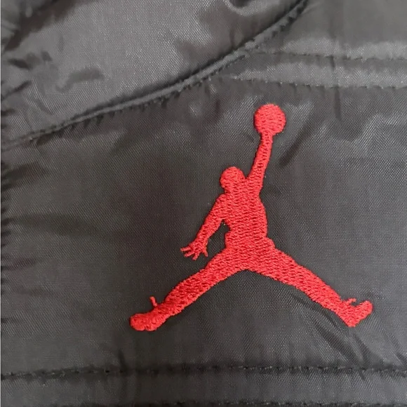 Jordan Black Puffer Jacket with Red and White Stripes - Picture 4 of 6